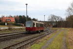 Triebwagen 187 015 als P8902 (Eisfelder Talmühle-Wernigerode) am 07.02.2016 bei der Ausfahrt aus dem Bahnhof Elend.(Bild 2)