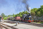 Damplok  WN 12 mit Historischer Zug der Härtsfeld-Museumsbahn am Bahnhof Neresheim am 11.