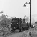 17. Oktober 1981, den zum Jubiläum „100 Jahre Sächsische Schmalspurbahnen“ mit der Lokomotive 132 der K.Sä.Sts.E.B. (99 539) verkehrenden Festzug erwartete ich im Haltepunkt Radebeul-Weintraube,
