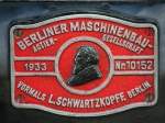 Das Firmenzeichen am rechten Zylinder von 99 1761-8  weist das Baujahr 1933 aus, somit drfte sie zur Reihe der   Einheitslokomotiven gerechnet werden, aus dem Baulos von Schwartzkopff
