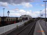 Mecklenburgische Bderbahn  Molli  als MBB 14628 nach Khlungsborn West im Bahnhof von Bad Doberan, 15:25 Uhr 12.08.2009