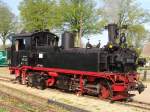 Lok 99 574 abgestellt im Kleinbahnhof Mesendorf.Aufgenommen am 04.05.08 in Mesendorf