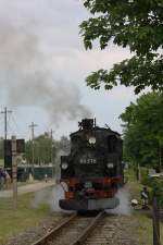 99 516 verlsst am 13.06.2010 den Bahnhof Sttzengrn Brstenfabrik.