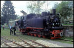 99716 beim Aufrüsten im Bahnhof Ochsenhausen am 9.5.2002.