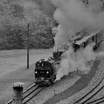 Die beiden Protagonisten 99 1594-3 & 99 542 des Fototages  Dampfzugbetrieb anno 1970  starten vom Bahnhof Jöhstadt zur ersten Fahrt des Tages.