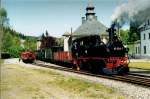 Preßnitztalbahn: 99 1568-7 mit GmP im Haltepunkt Schlössel - Mai 2001
