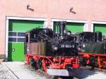 99 604 am 50.10.08 vor der Fahrzeughalle des Pressnitztalbahn.