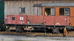 Ein offener Güterwagen Anfang April 2019 am Bahnhof Putbus.