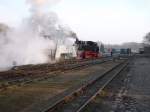 Morgens um kurz vor 08:00 Uhr rangierte 99 1782 am 08.April 2010 einen Schotterwagen auf dem Bahnhof Putbus.