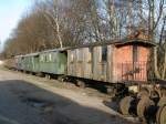 Abgestellte zweiachsige Reisezugwagen,am 15.Januar 2012,in Putbus.Der erste Wagen im Vordergrund wartet noch auf seine Aufarbeitung.