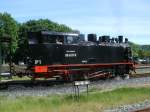 Der von den Eisenbahnern scherzhafte genannte  Panzer  99 4011,am 05.Mai 2013,in Putbus.