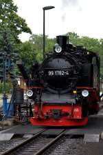 99 1782-4 beim Wassernehmen in Göhren.