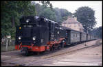 991782 ist am 3.10.1991 mit einem Personenzug aus Putbus im Endbahnhof Göhren angekommen.