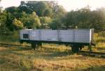 Ein zweiachsiger offener Gterwagen im Juni 1998 in Putbus.