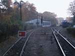 Die nchsten Wochen wird im Bahnhof Ghren gebaut.So werden gegenwrtig einige Weichen und Gleise ausgebaut.So soll Ghren,als letzter Bahnhof,Bahnsteige bekommen und auch das Kiesbett soll gegen ein Schotterbett ausgetauscht werden.Whrend der Bauarbeiten fhrt der Roland weiter.