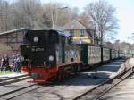 99 4011 hat,am 19.April 2011 den Bahnhof Ghren erreicht der zu der Zeit noch die Kiesbettung hatte inzwischen sind dort die Gleise geschottert.