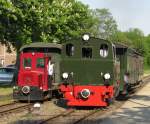 Rangierarbeiten im Bahnhof Schierwaldenrath: Lok 1  Langeoog  und Lok 101  Schwarzach  verrichteten am 25.4.2011 ihren Dienst.