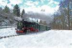 Nach acht Jahren fhrt wieder ein Zug  von Obercarsdorf  Richtung Schmiedeberg am 28.11.2010 