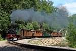 Lok 176 der Weieritztalbahn verlsst am 16.07.'11 mit dem Traditionszug den Bahnhof Rabenau