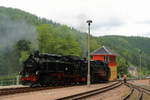 99 1793 und 99 1734 am 17.06.2017 auf Rangierfahrt im Bahnhof Kurort Kipsdorf.