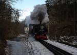 Am 29.12.09 verlsst 99 1734-5 den Bahnhof Rabenau in Richtung Dippoltiswalde.