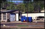 Bei der Vorbeifahrt mit der Schmalspurbahn von Freital nach Kipsdorf sah ich unterwegs einen Werksanschluss, auf dem am 3.5.1990 diese blaue Babelsbergerin stand.