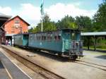 Historische Personenwagen im Bhf. Bertsdorf, Sommer 2005