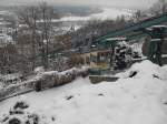 Schwebebahn der DVB AG im Schnee an der Bergstadion