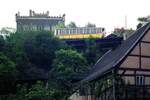 Standseilbahn Dresden__Über den Dächern von Loschwitz.__10-05-1990