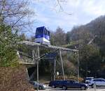 Freiburg, die Überführung der Schloßbergbahn über die Mozartstraße, Feb.2022