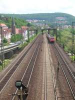 Gemnden am Main. Der einfahrende RegionalExpress fhrt nach Wrzburg Hbf.