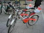 auch das ist Bahn!  Rent a bike  gesehen in Mnchen 2005-*04-06
