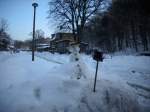 Aus Langeweile baute das Lokpersonal diesen Schneemann am Ghrener  Lokschuppen.Aufgenommen am 06.Februar 2010.