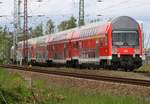 ex-bwegt - Steuerwagen am Ende des von  Kaiser 100  - 182 523-1 D-DISPO MRCE in Richtung SSM Mukran am 13.05.2020 durch Anklam gezogenen Wagenparks.