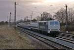 111 2?? überführt den Schnelltriebwagen 137 856 der Bauart  Köln  von Bamberg zum Ausbesserungswerk Delitzsch.