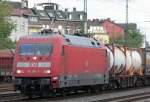Die 101 054-5 zieht heute keinen IC, sondern einen Gterzug von Kln Gremberg zum Neusser Gbf, aufgenommen am 30.07.2009 in Kln West