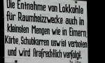 Bahnhof Bertsdorf, ehemalige ZOJE , aufgenommen 01.03.2007 , eigentlich war Winterurlaub  geplant, aber es war ein Regentag wie alle vorherigen  leider gelang es mir nicht, das Schild  direkt gerade