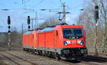 DB Cargo AG [D] mit einem Lokzug mit  187 147  [NVR-Nummer: 91 80 6187 147-4 D-DB] mit  185 191-4  [NVR-Nummer: 91 80 6185 191-4 D-DB] am Haken am 11.03.20 Bf.