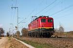 Als Lokzug nach Basel Bad Rbf, befand sich am Nachmittag des 28.03.2017 die 140 070-4, von Rail Cargo Carrier - Germany, nördlich von Müllheim (Baden) im Markgräflerland und hatte nur