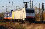 Lokzug - Railpool 185 637-6 und Raildox am 21.10.2018 nach Anklam.