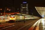 DB 101 071-9  Zeit f�r Gold  mit EC8 in Essen Hbf, November 2019.