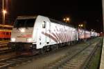 Die 185 666-5 / Niels der Lokomotion steht mit einer RoLa von Regensburg nach Trento in Kufstein am 07.07.2013