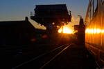 Abendstimmung im S�chsischen Eisenbahnmuseum Chemnitz-Hilbersdorf (Das Foto entstand im Rahmen einer Fotoveranstaltung, Gleisbereich durfte betreten werden), 12.03.2022