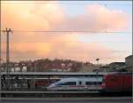 Morgenhimmel -    Zurzeit durchsuche ich meine früheren Digitalaufnahmen und habe dabei zwei Winterbilder vom Stuttgarter Hauptbahnhof gefunden, die mir eigentlich recht gut gefallen, vor allem