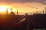 RB und ICE 3 von Amsterdam vor der Einfahrt in den Duisburger Hbf. 25.12.2005