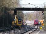 Noch ahnt  Juergen  mit dem Bagger nicht,dass er gleich von links berholt wird.
Szenario: Eilendorf(Kr.Aachen) April 2012. Fortsetzung folgt.!