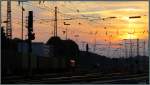 Abendstimmung am Aachener Westbahnhof.Die untergegangene Sonne frbt den Himmel in warme Farbtne.