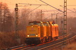 203 301-7 und 203 309-0 mit einem Turmtriebwagen bei Bad Staffelstein am 10.02.2012.
