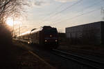 245 010-4 war am 22.02.17 im Glint der Abendsonne von München Hbf nach Mühldorf in Poing unterwegs.