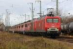 Insgesamt 18 Loks unterwegs - vorn und ziehend 156 003-6 und 156 001-0 - dahinter und gezogen   155 091-2 / 155 197-7 / 155 010-2 / 155 008-6 / 155 006-0 / 155 117-5 / 155 168-8 / 155 132-4 / 155